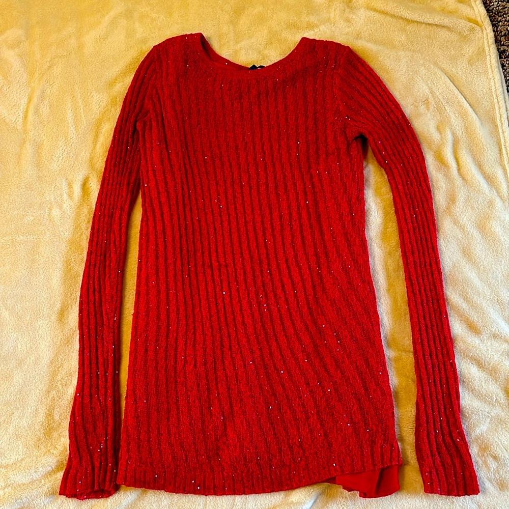 Red dress APT.9